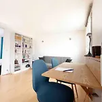Cozy Flat, Sentier, 2 Guests Apartment Paris