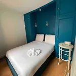 Cozy Flat, Sentier, 2 Guests Apartment Paris